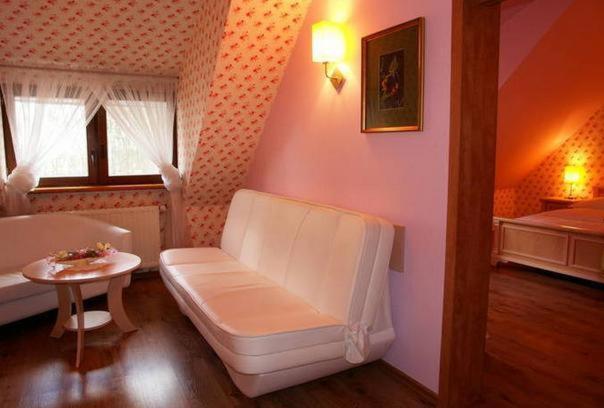 Hotel Zajazd U Dudziarza à Kościan Chambre photo